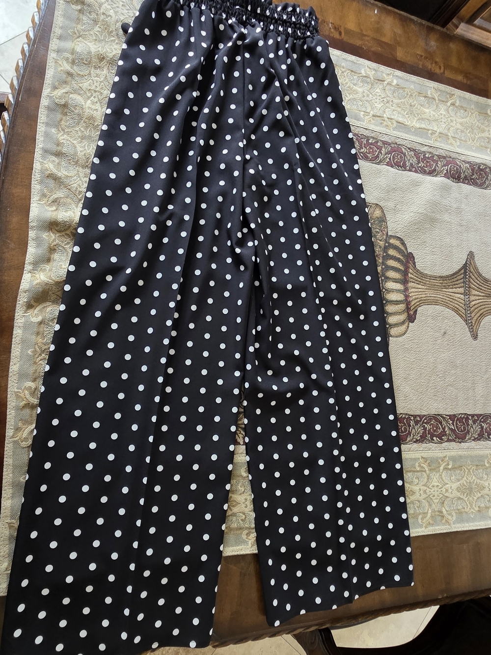 ✨ 4 for $20 Bundle Sale! ✨ SHEIN Black Wide Leg Polka Dot Pants